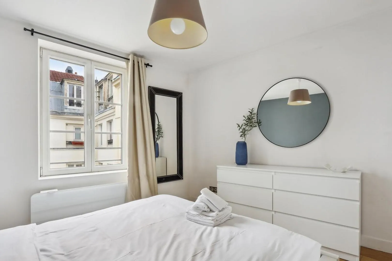 Apartment Bnbnook - Bright 2Br Near Louvre & Pompidou Paris