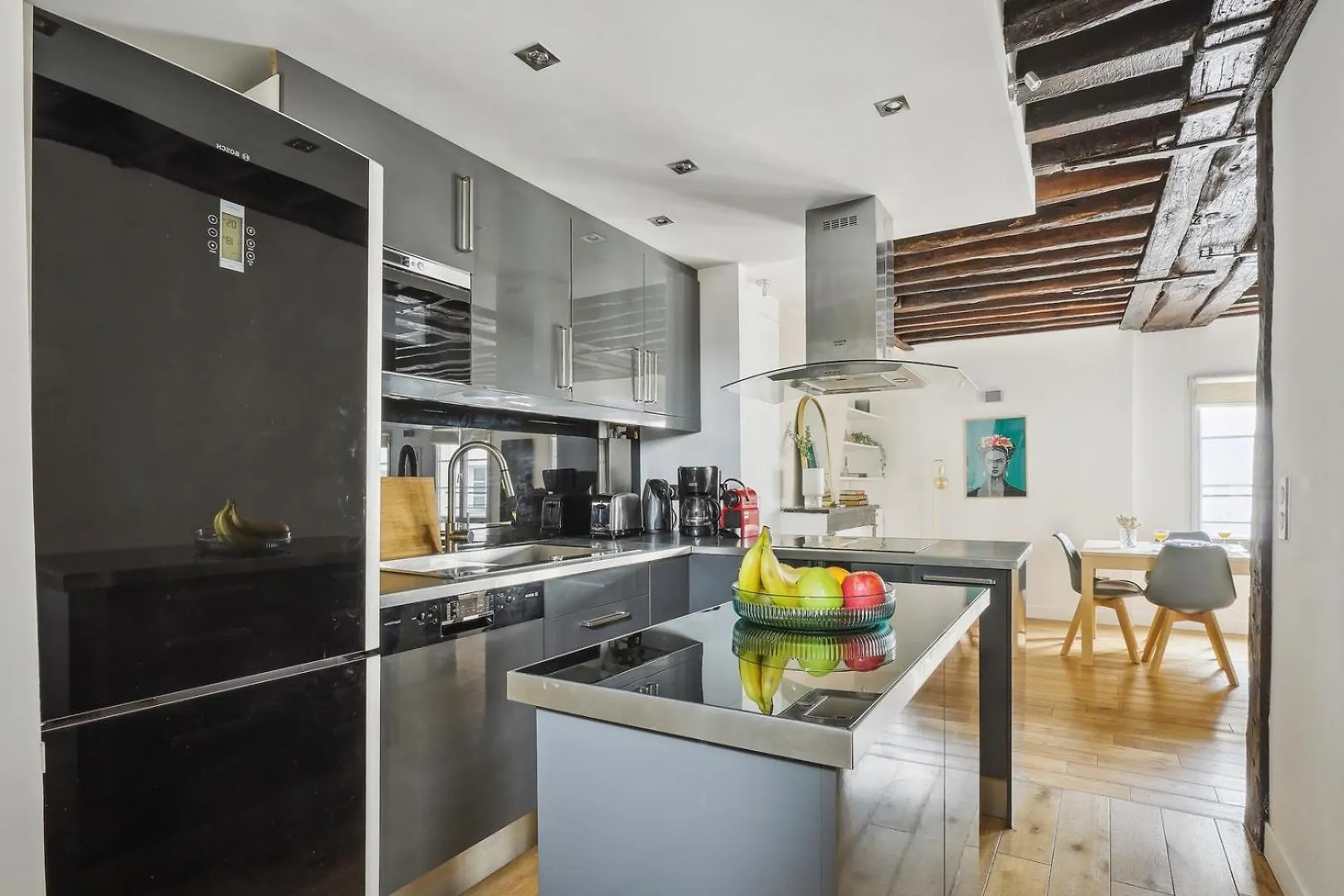 Bnbnook - Bright 2Br Near Louvre & Pompidou Paris 0*,  France