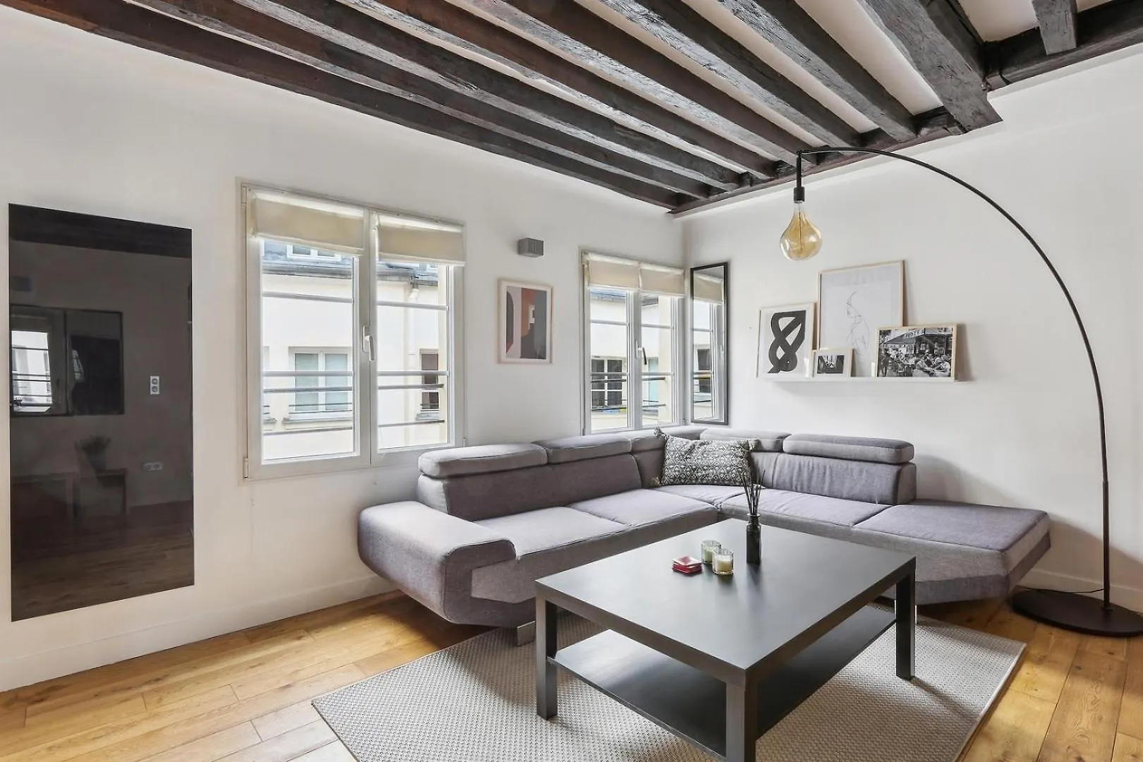 Bnbnook - Bright 2Br Near Louvre & Pompidou Paris Apartment