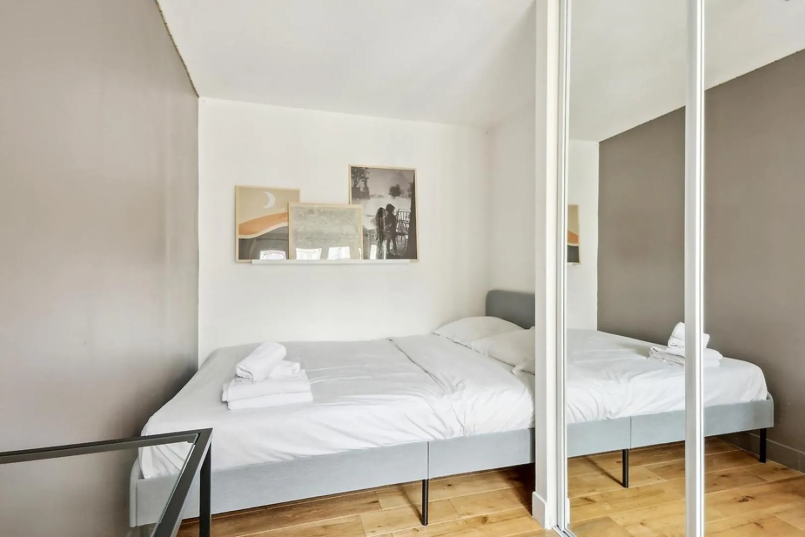 Bnbnook - Bright 2Br Near Louvre & Pompidou Paris France